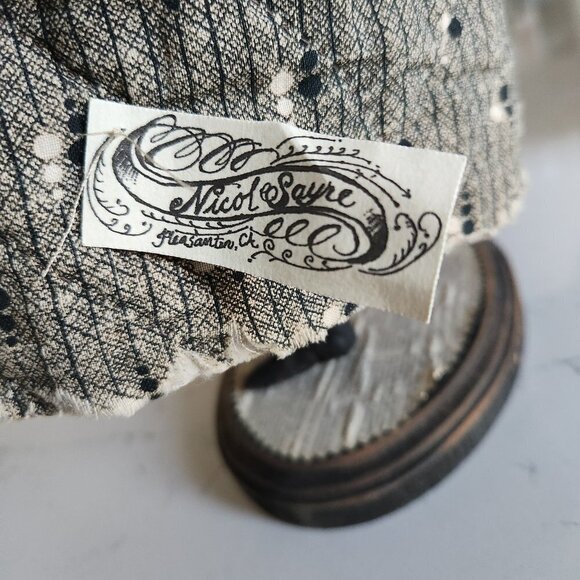 Nicol Sayre Handcrafted Folk Art Doll w/pumpkin caddy - Picture 8 of 9